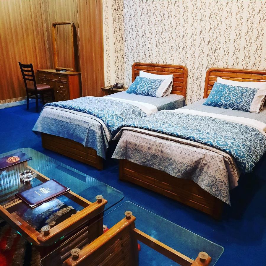 Divine Hotel Rawalpindi Buitenkant foto
